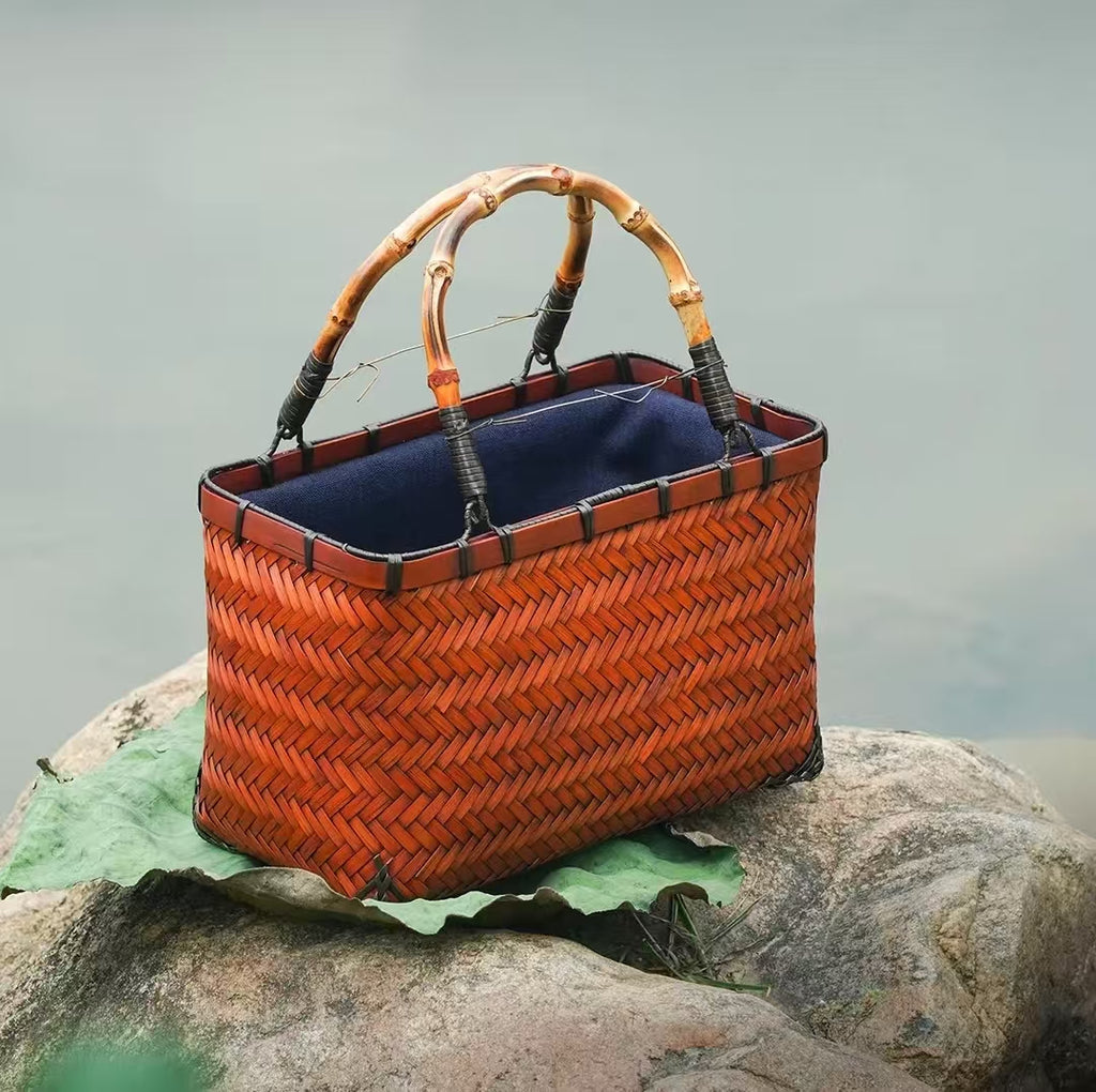 Bamboo-woven vintage bag