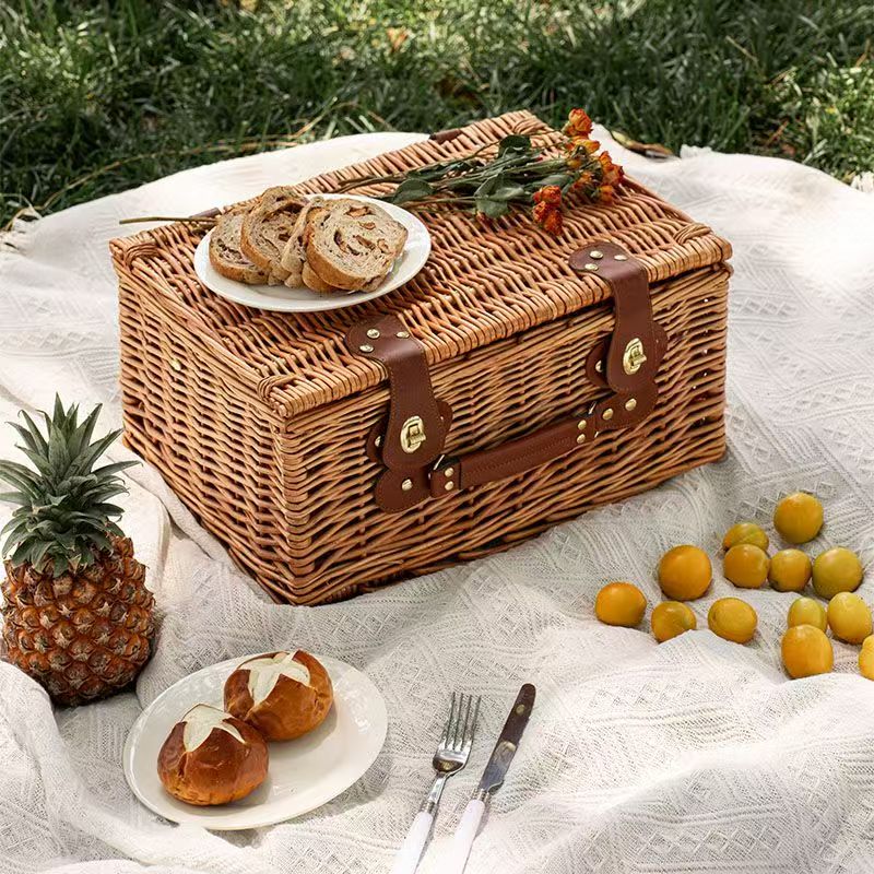 picnic basket